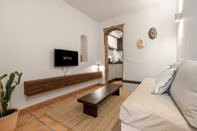 Airbnb Estepona woonkamer tv en netflix