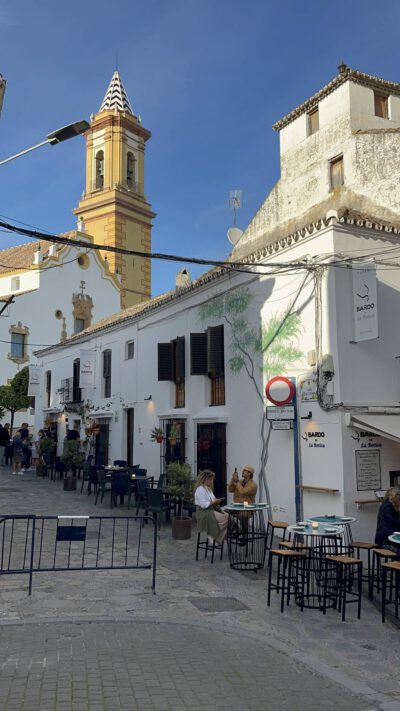 Airbnb Estepona restaurant op 250m afstand